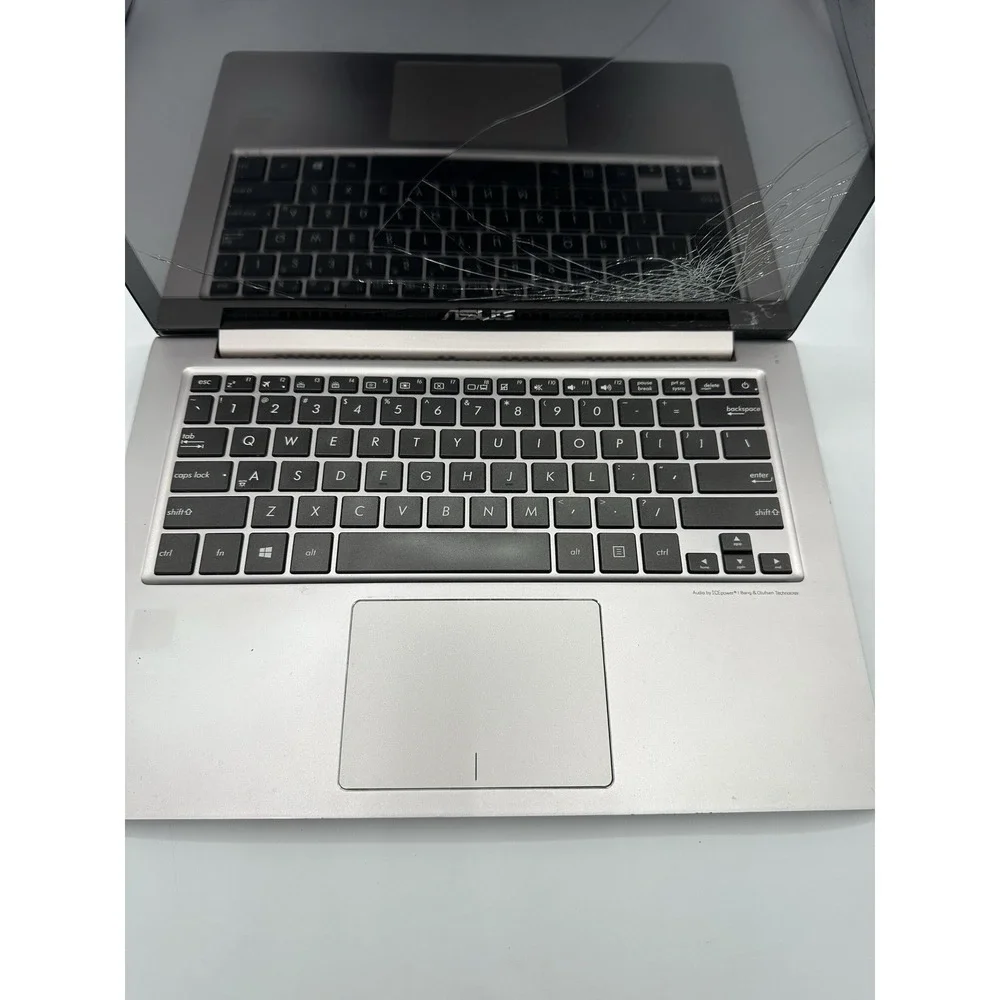 ASUS ZenBook UX303U Laptop FOR PARTS Cracked Screen Untested No Charger